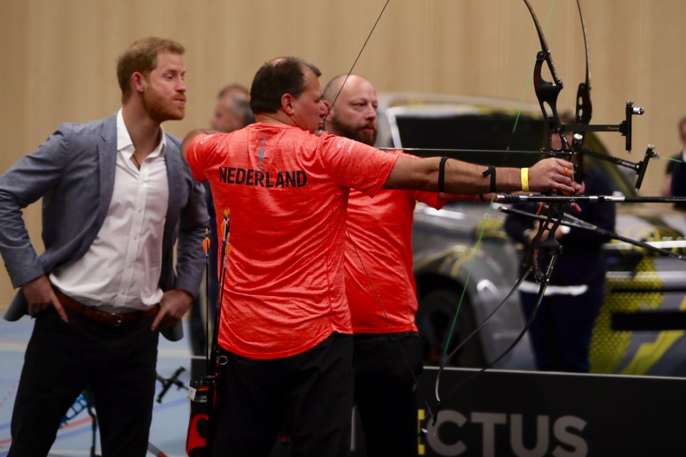 prince_harry_watching_longbowmen_at_2020_invictus_games.jpg