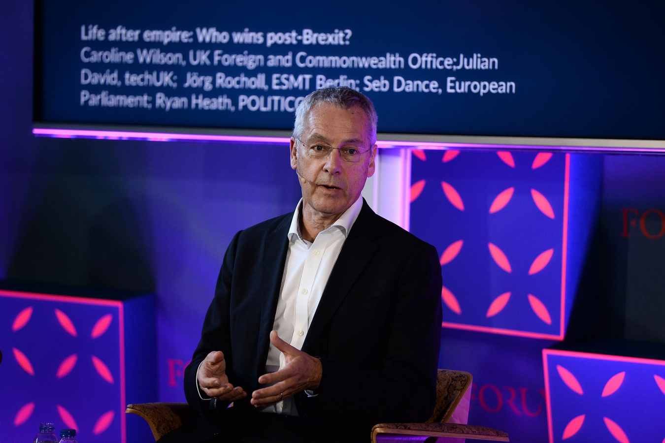 web_summit_2017_-_forum_day_1_dg2_3136_26467112479.jpg
